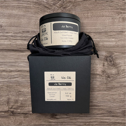 Le Berry - 8oz Tin